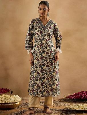 Floral Printed V-Neck Pure Cotton Straight Kurta With Trousers & Dupatta 7