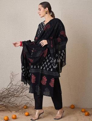 Floral Printed V-Neck Pure Cotton Straight Kurta With Trouser & Dupatta 1