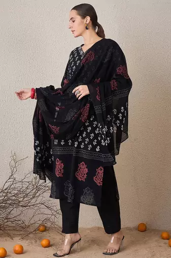 Floral Printed V-Neck Pure Cotton Straight Kurta With Trouser & Dupatta