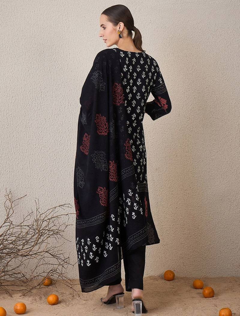 Floral Printed V-Neck Pure Cotton Straight Kurta With Trouser & Dupatta