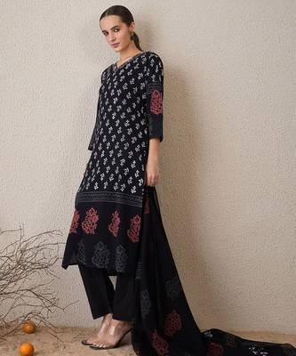 Floral Printed V-Neck Pure Cotton Straight Kurta With Trouser & Dupatta 6