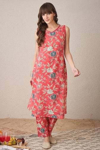 Floral Printed V-Neck Pure Cotton Straight Kurta With Trousers