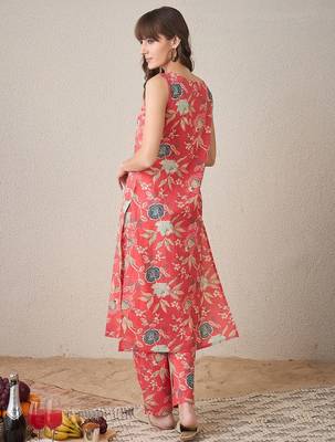 Floral Printed V-Neck Pure Cotton Straight Kurta With Trousers 6