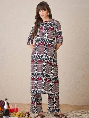 Ethnic Motifs Printed Mandarin Collar Straight Kurta With Trouser 2