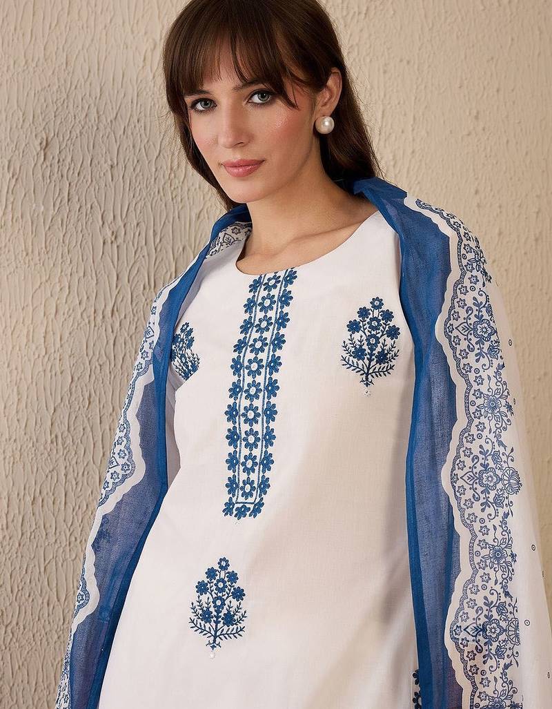 Women Floral Embroidered Regular Thread Work Pure Cotton Kurta with Trousers & With Dupatta