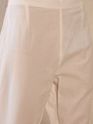 Women Floral Embroidered Regular Thread Work Pure Cotton Kurta with Trousers & With Dupatta 3
