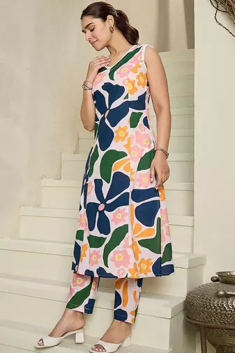 Floral Printed V-Neck Sleeveless Pure Cotton A-Line Kurta With Trousers