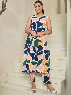 Floral Printed V-Neck Sleeveless Pure Cotton A-Line Kurta With Trousers 2