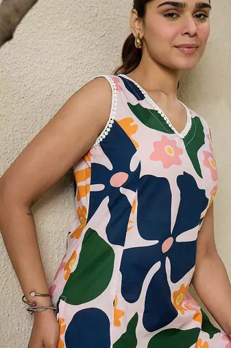 Floral Printed V-Neck Sleeveless Pure Cotton A-Line Kurta With Trousers