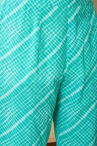 Floral Printed V-Neck Pure Cotton A-Line Kurta With Trousers