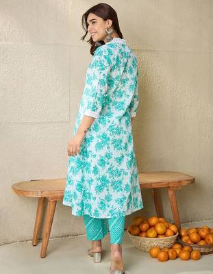 Floral Printed V-Neck Pure Cotton A-Line Kurta With Trousers 6