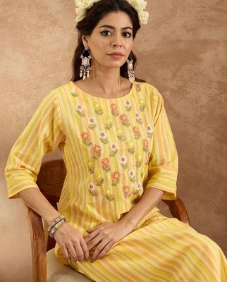 Floral Embroidered Pure Cotton Straight Kurta with Trouser 1
