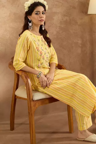 Floral Embroidered Pure Cotton Straight Kurta with Trouser