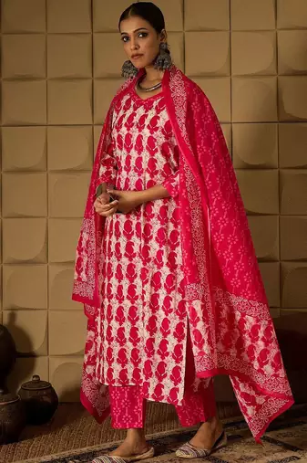 Paisley Printed V-Neck Regular Pure Cotton Kurta With Trouser With Dupatta
