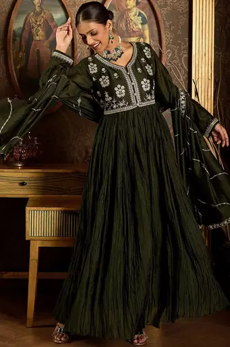 Floral Yoke Design Pleated Thread Work Anarkali Kurta With Trousers & Dupatta