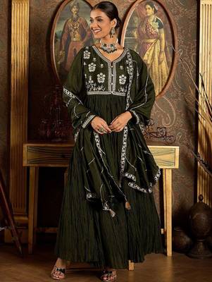 Floral Yoke Design Pleated Thread Work Anarkali Kurta With Trousers & Dupatta 5