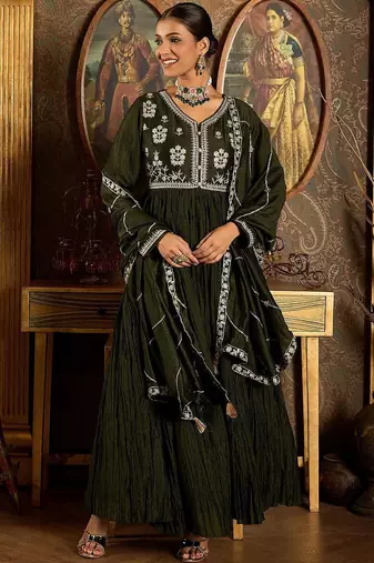 Floral Yoke Design Pleated Thread Work Anarkali Kurta With Trousers & Dupatta