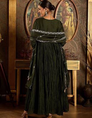 Floral Yoke Design Pleated Thread Work Anarkali Kurta With Trousers & Dupatta 7