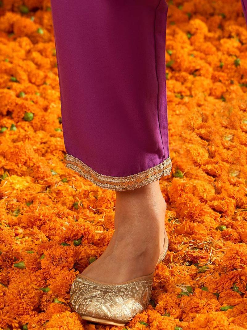 Bandhani Embroidered Sequinned Pure Cotton Straight Kurta With Trousers & Dupatta