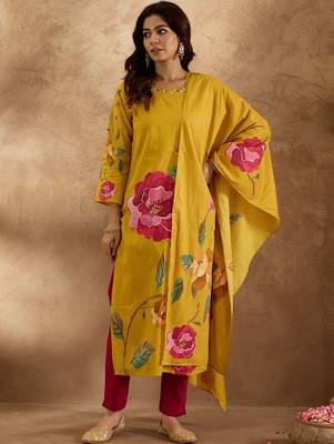 Women Floral Printed Regular Pure Cotton Kurta with Trousers & With Dupatta 1