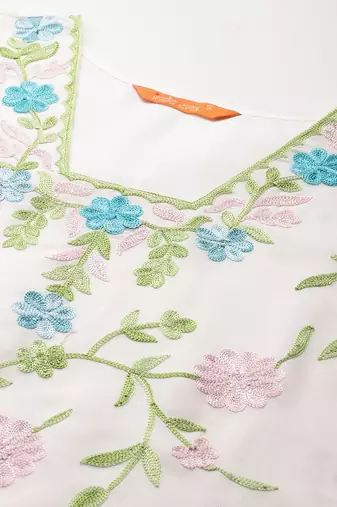 Women Floral Embroidered Thread Work Kurta With Trousers & Dupatta