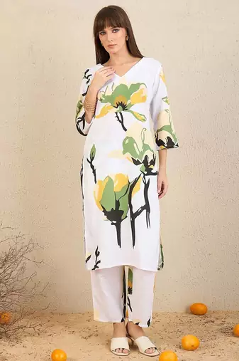 Floral Printed V Neck Straight Kurta With Trousers