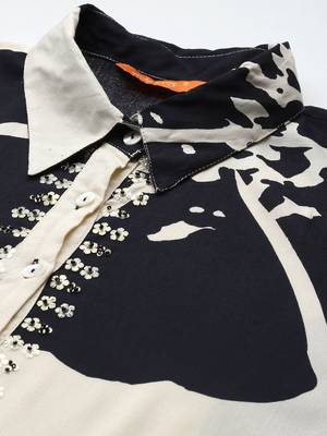 Floral Printed Sequinned Kurta with Palazzos 2