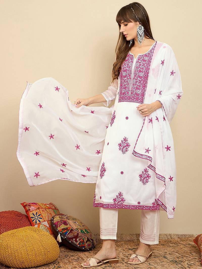 Floral Embroidered Thread Work Organza Straight Kurta With Trousers & Dupatta