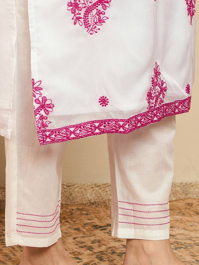Floral Embroidered Thread Work Organza Straight Kurta With Trousers & Dupatta