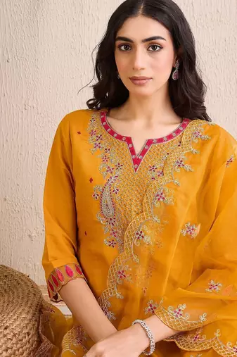 Women Ethnic Motifs Embroidered Regular Gotta Patti Kurta with Trousers & With Dupatta