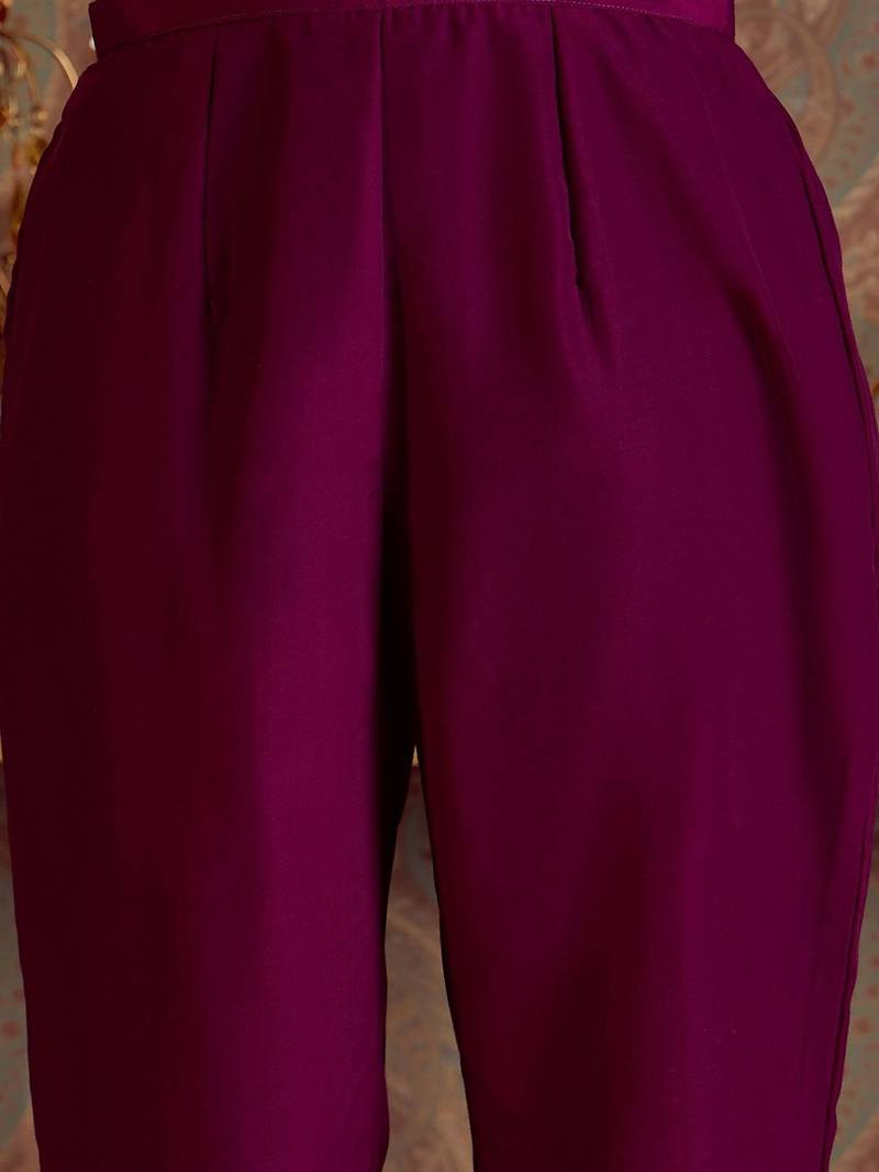 Women Floral Embroidered Regular Kurta with Trousers & With Dupatta