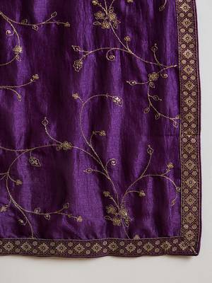 Women Floral Embroidered Regular Kurta with Trousers & With Dupatta 4