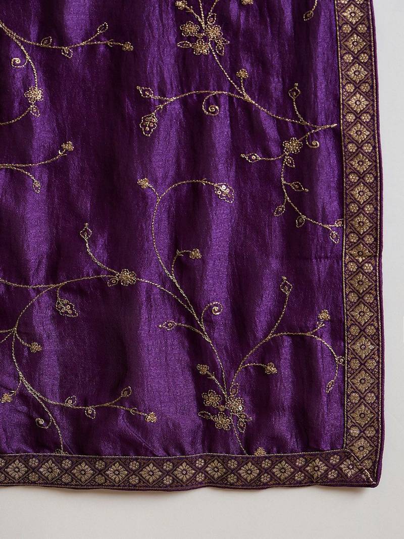 Women Floral Embroidered Regular Kurta with Trousers & With Dupatta