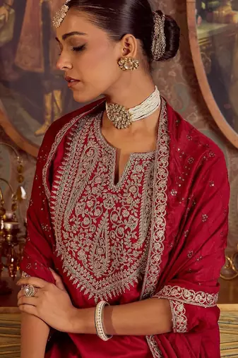 Women Paisley Embroidered Regular Kurta with Trousers & With Dupatta