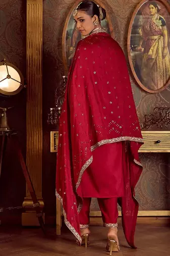 Women Paisley Embroidered Regular Kurta with Trousers & With Dupatta