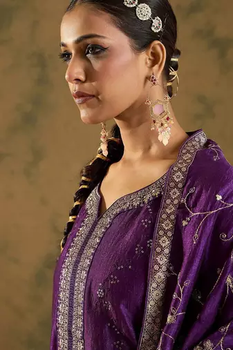 Floral Embroidered Sequinned Straight Kurta with Trousers & Dupatta