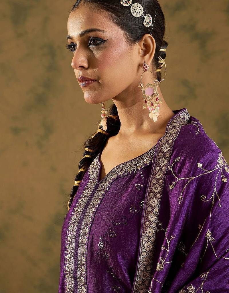 Floral Embroidered Sequinned Straight Kurta with Trousers & Dupatta