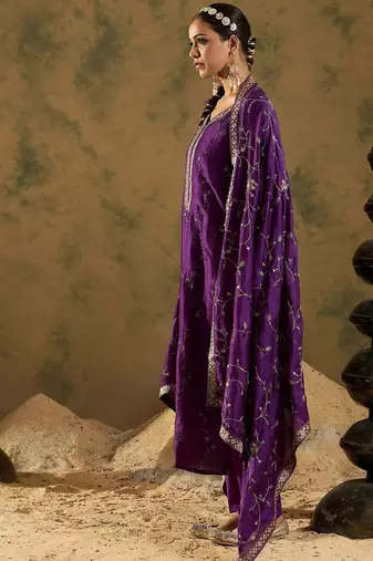 Floral Embroidered Sequinned Straight Kurta with Trousers & Dupatta