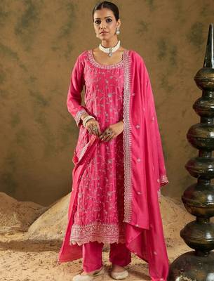 Ethnic Motifs Embroidered Thread Work Kurta with Trousers & Dupatta 1