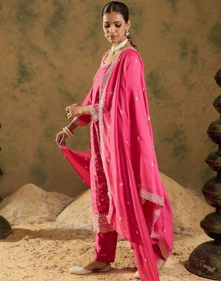 Ethnic Motifs Embroidered Thread Work Kurta with Trousers & Dupatta 5