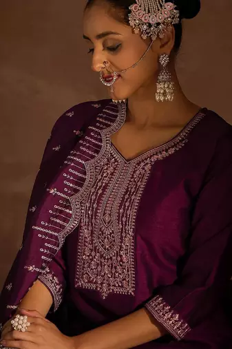 Ethnic Motifs Embroidered Sequinned Straight Kurta With Trousers & Dupatta
