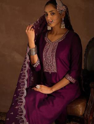 Ethnic Motifs Embroidered Sequinned Straight Kurta With Trousers & Dupatta 7
