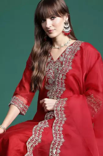Ethnic Motifs Embroidered Regular Liva Kurta With Trousers & Dupatta