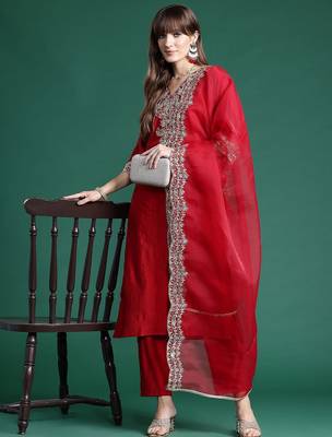 Ethnic Motifs Embroidered Regular Liva Kurta With Trousers & Dupatta 8