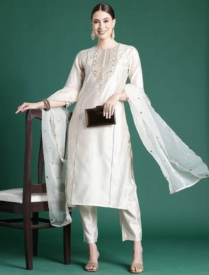 Ethnic Motifs Embroidered Panelled Liva Kurta With Trousers & Dupatta 1