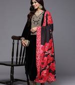 Floral Embroidered V-Neck Three-Quarter Sleeves Straight Velvet Kurta Set