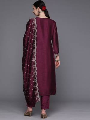 Ethnic Motifs Embroidered Regular Sequinned Kurta with Trousers & Dupatta 6