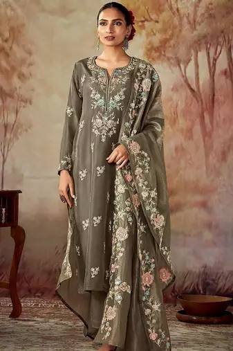 Floral Embroidered Regular Thread Work Chanderi Silk Straight Kurta Set