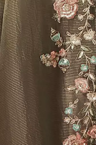 Floral Embroidered Regular Thread Work Chanderi Silk Straight Kurta Set