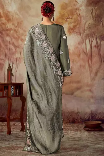 Floral Embroidered Regular Thread Work Chanderi Silk Straight Kurta Set